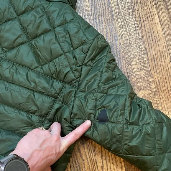 Patagonia Women's Radalie Insulated Parka - Small - Picture 15 of 16